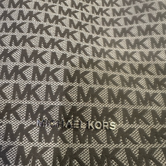 Michael Kors Monogram Black and Gray Shoulder Bag - Picture 3 of 11